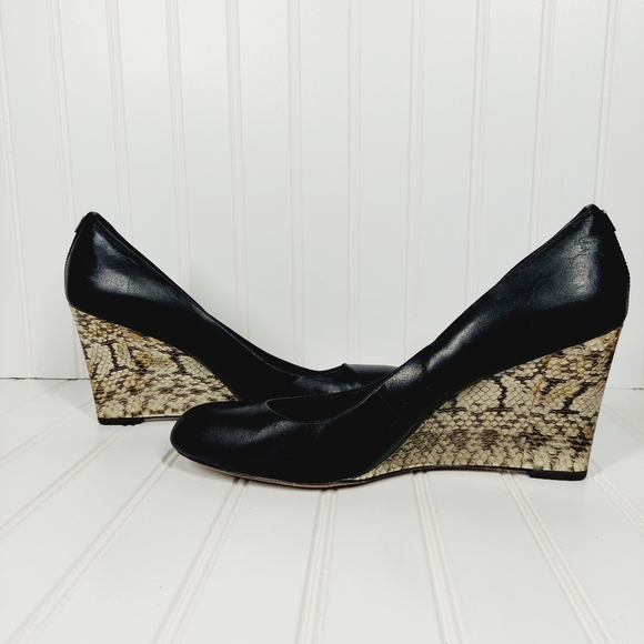 Coach Rileigh Black Leather Almond Toe Snakeskin Wedge Heel - Picture 4 of 10